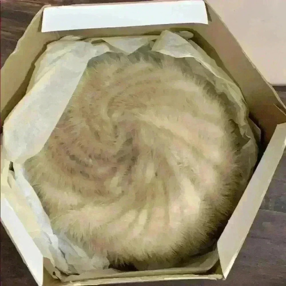 Vintage Mink pillbox hat - Picture 6 of 6